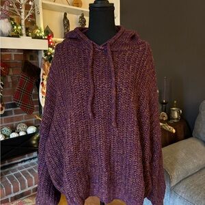 EARTHBOUND Plum Hooded Poncho Woman’s size XL